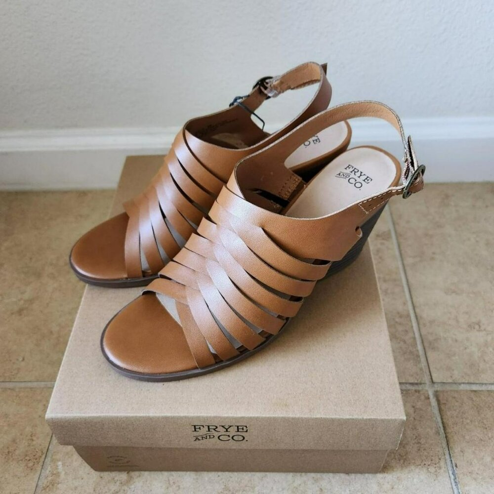 Frye women tan sandals NWT Sz 9 Boho Cottage Church Summer Wedding Guest - Picture 8 of 8